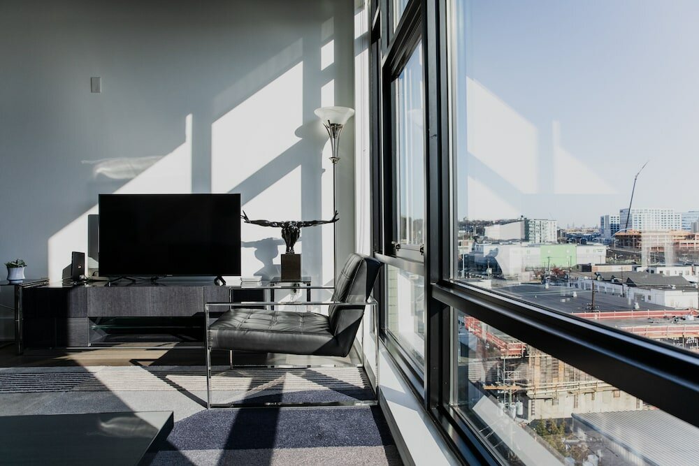 Фото Dharma Home Suites Hoboken at Novia