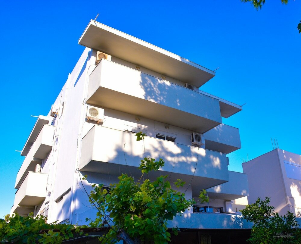 Фото Lefka Hotel, Apartments & Studios