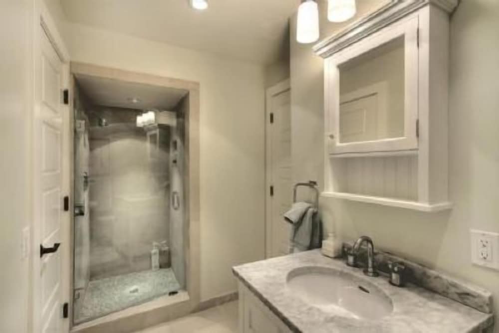 Фото Squaw Valley Paradise