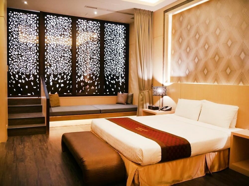 Фото Moonshy Boutique Motel