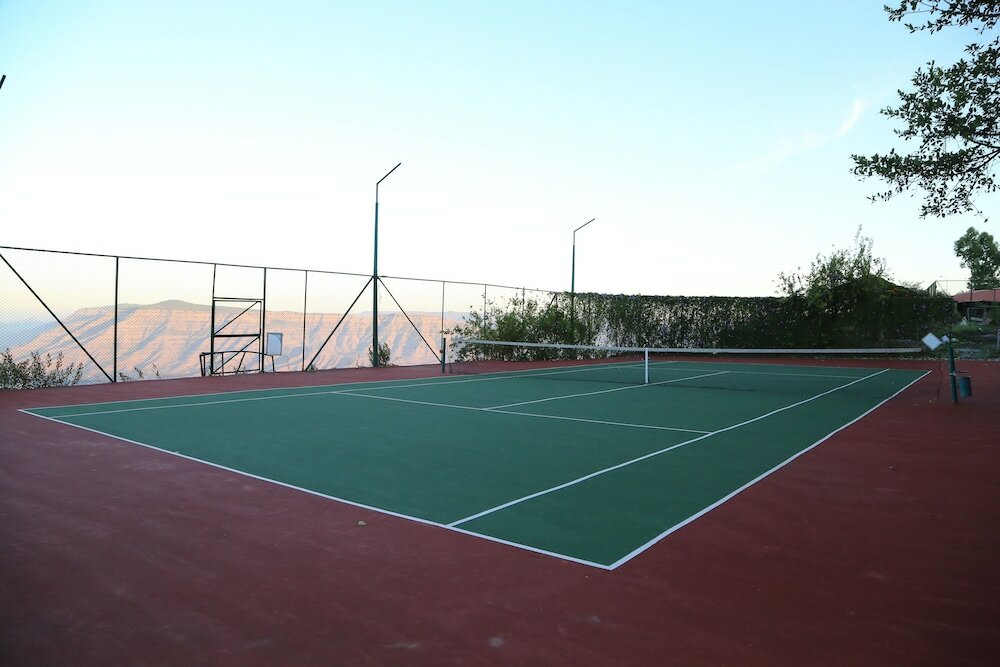 Фото Ravine Hotel