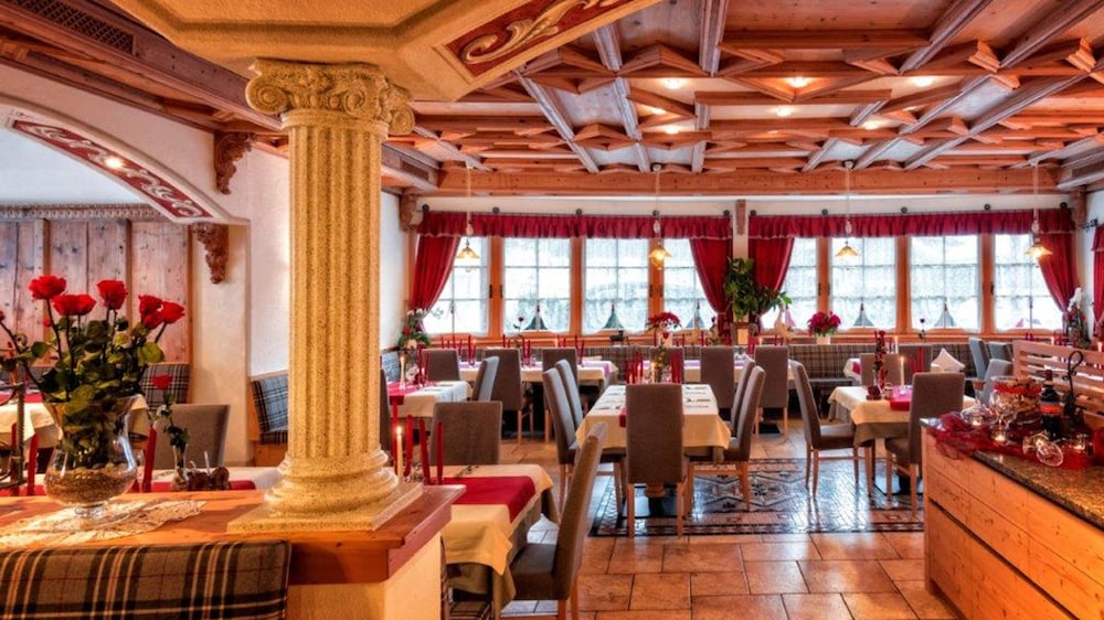 Фото Hotel Mirabel