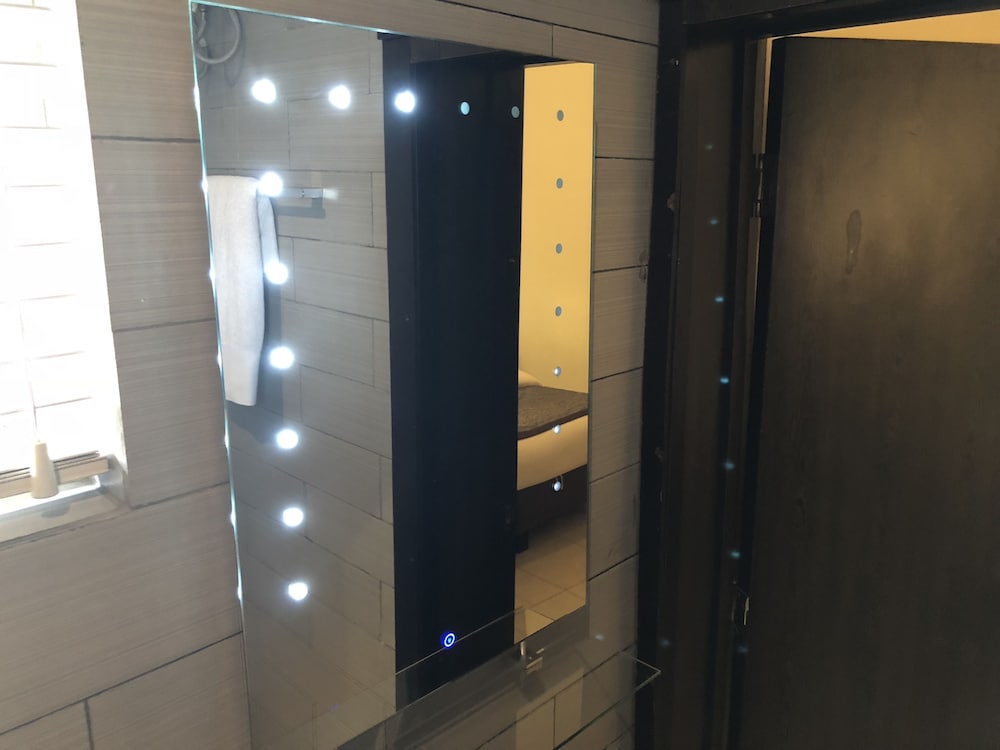 Фото Lakeem Suites Ikoyi