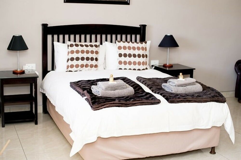 Фото Kleinplasie Guesthouse