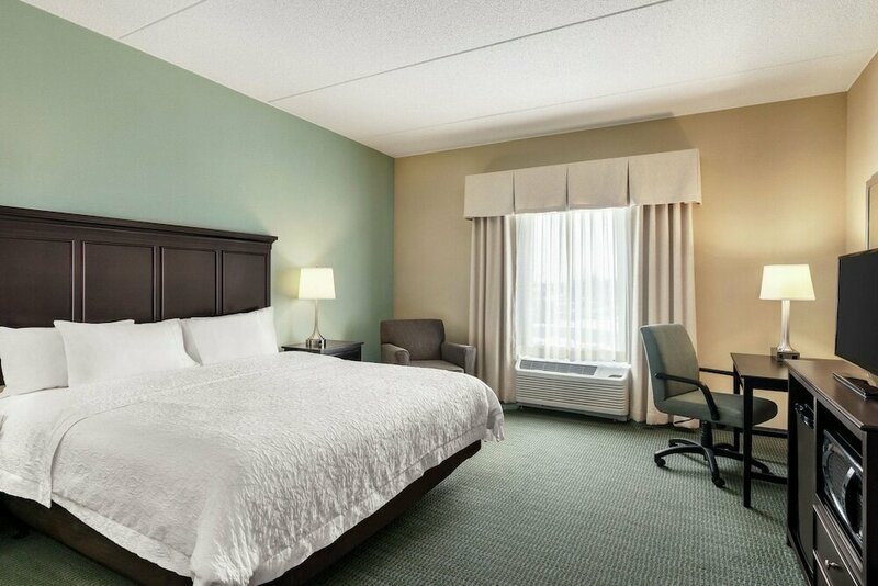 Гостиница Hampton Inn & Suites Mount Joy/Lancaster West