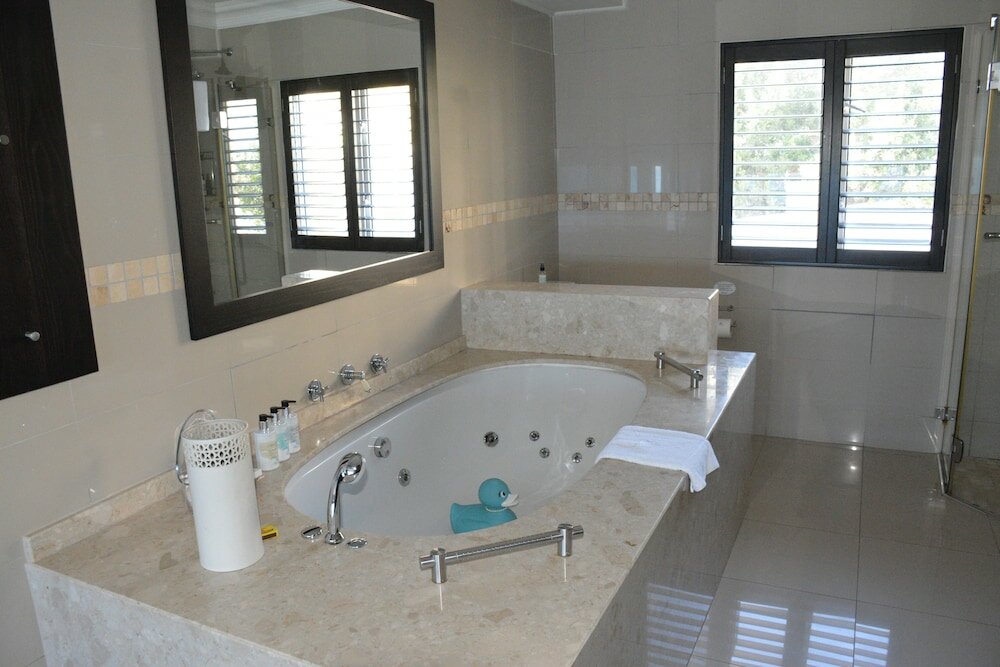 Фото Head over Hills Luxury Retreat