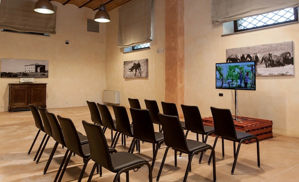 Фото Poggiovalle Tenuta Italiana