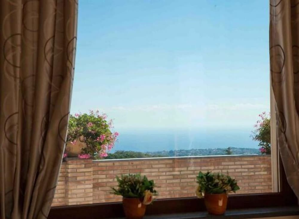 Фото Etna Royal View