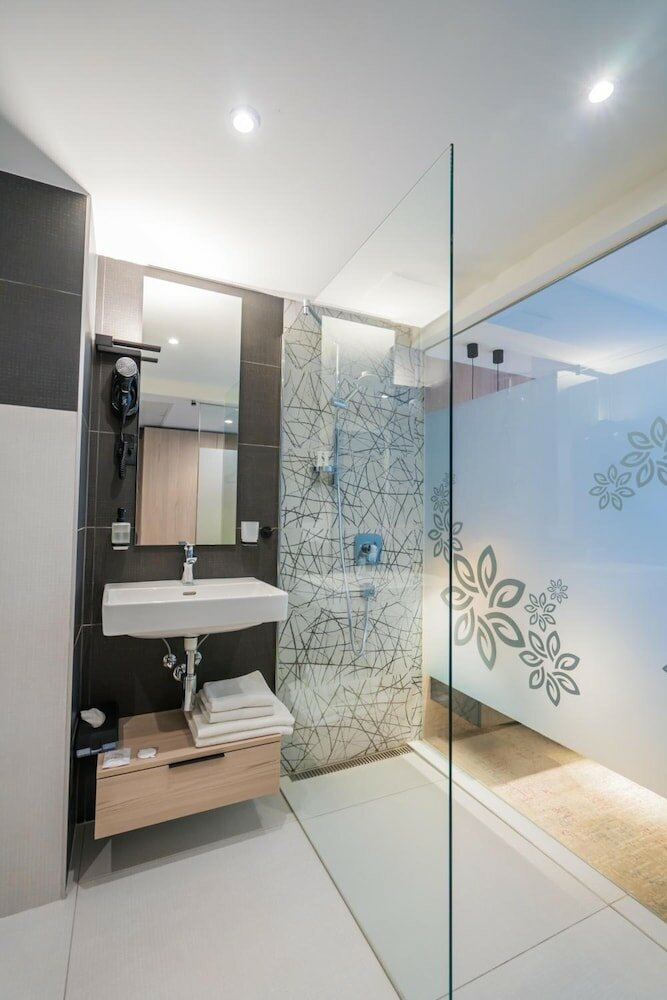 Фото SunGarden Wellness & Conference Hotel