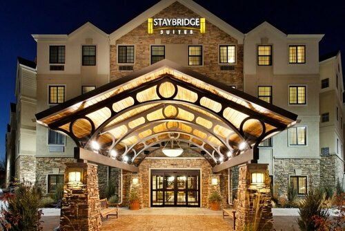 Гостиница Staybridge Suites Dearborn Mi, an Ihg Hotel в Дирборне