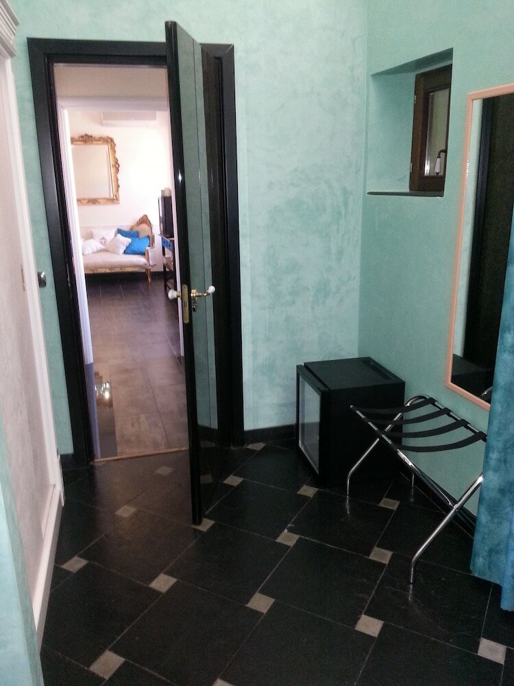 Фото B&b Vescovo Pitirro e Residenza Crocetta