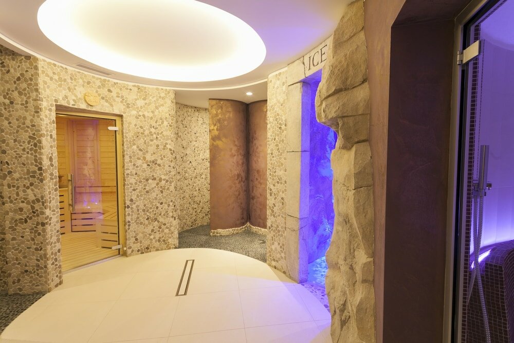 Фото Alpine Charme & Wellness Hotel Europeo