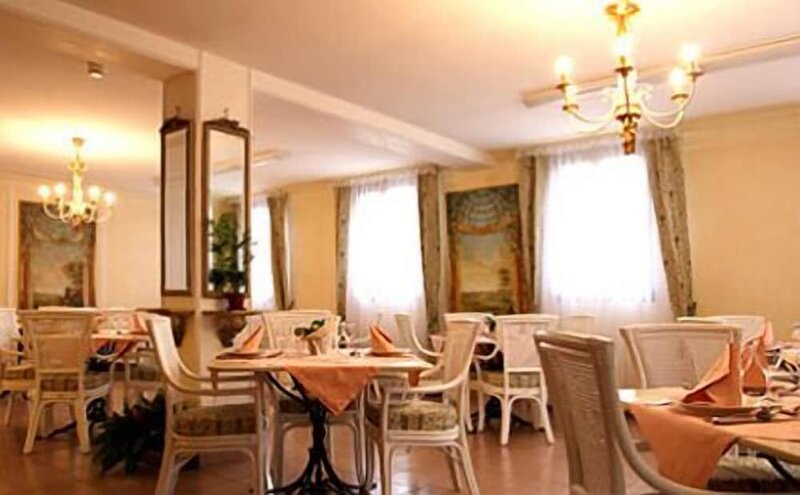 Гостиница Hotel Villa Scalabrini
