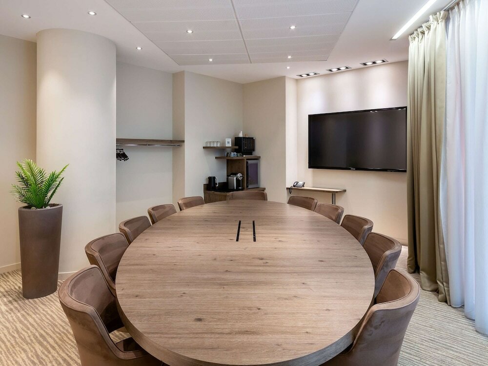 Фото Mercure Clermont Ferrand Centre Jaude