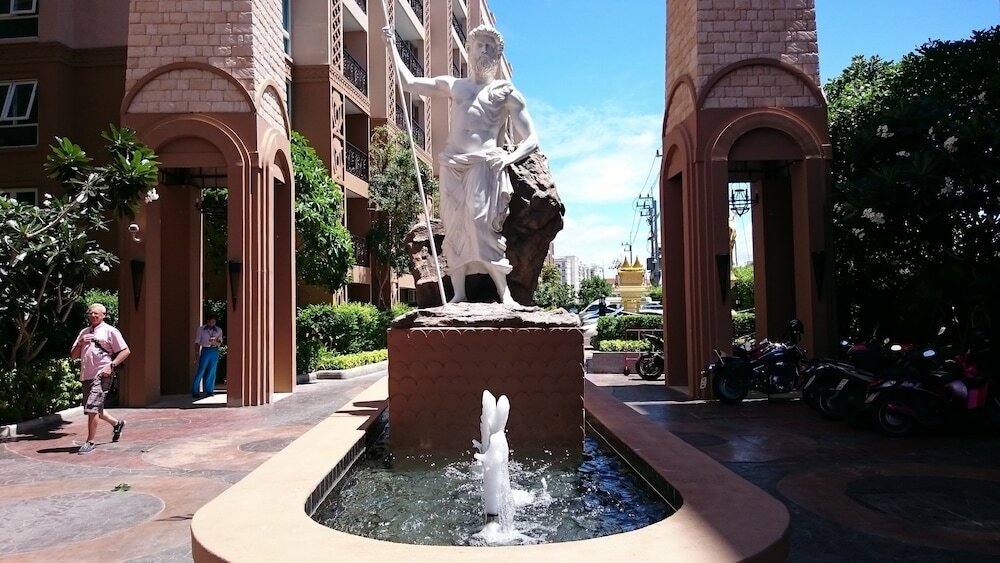 Фото Atlantis Resort Jomtien Beach