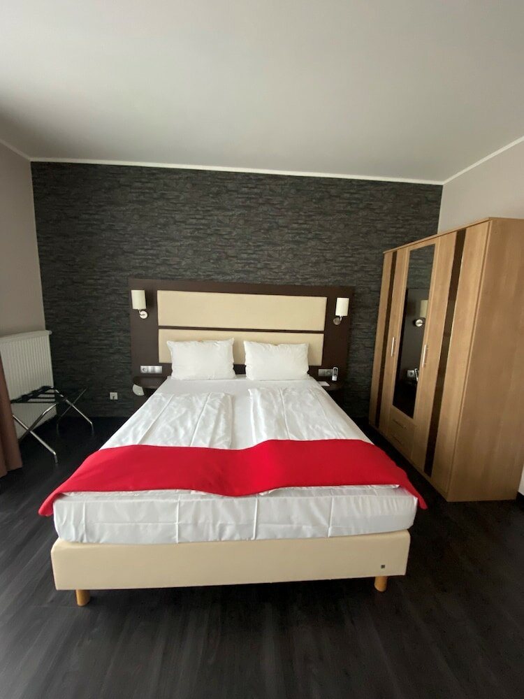 Фото Amedia Express Bielefeld, Trademark Collection by Wyndham