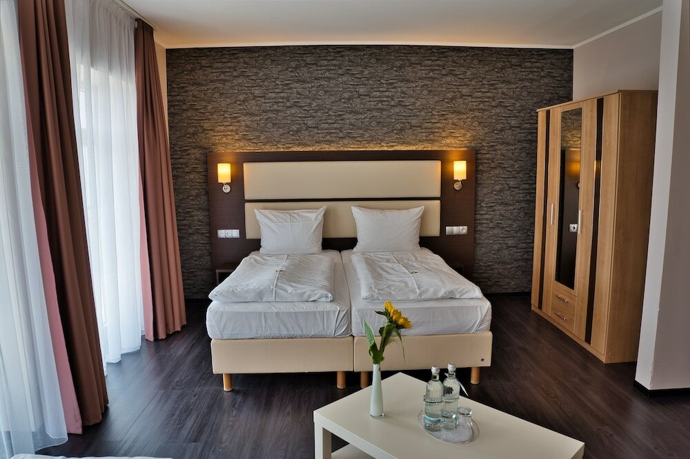 Фото Amedia Express Bielefeld, Trademark Collection by Wyndham