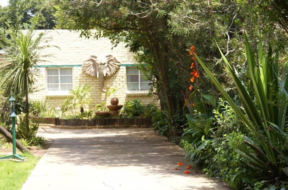 Фото Emerald Guesthouse