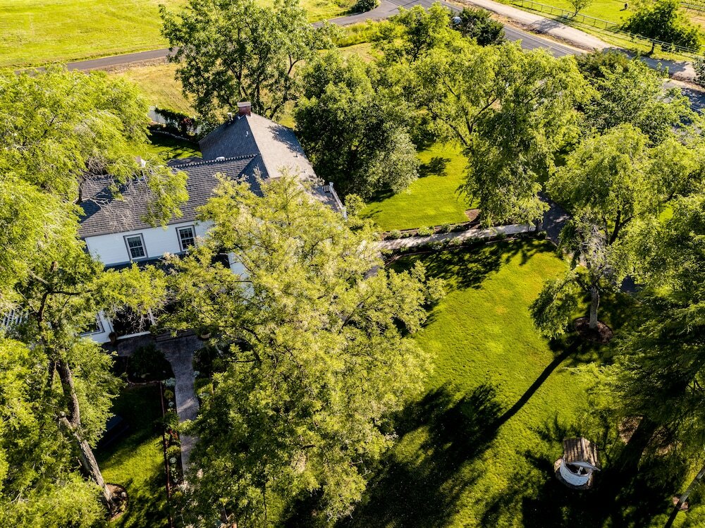 Фото Bybee's Historic Inn