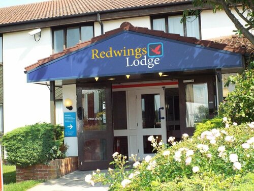 Гостиница Redwings Lodge Baldock