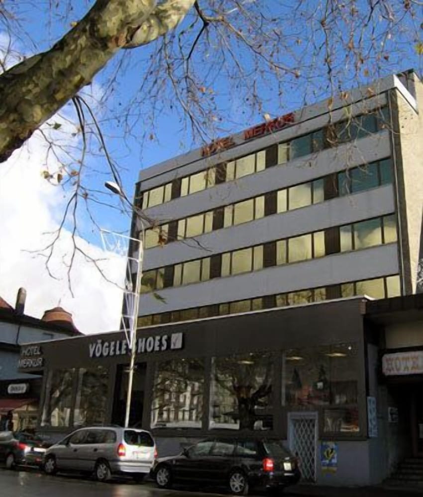 Фото Hotel Merkur Interlaken