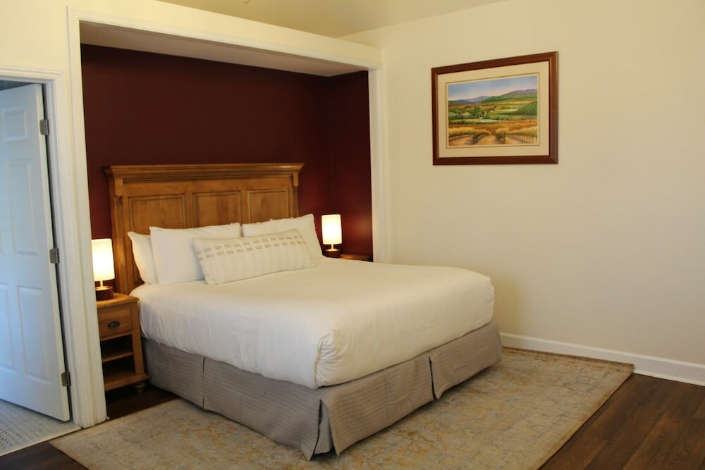 Фото Elm House Inn