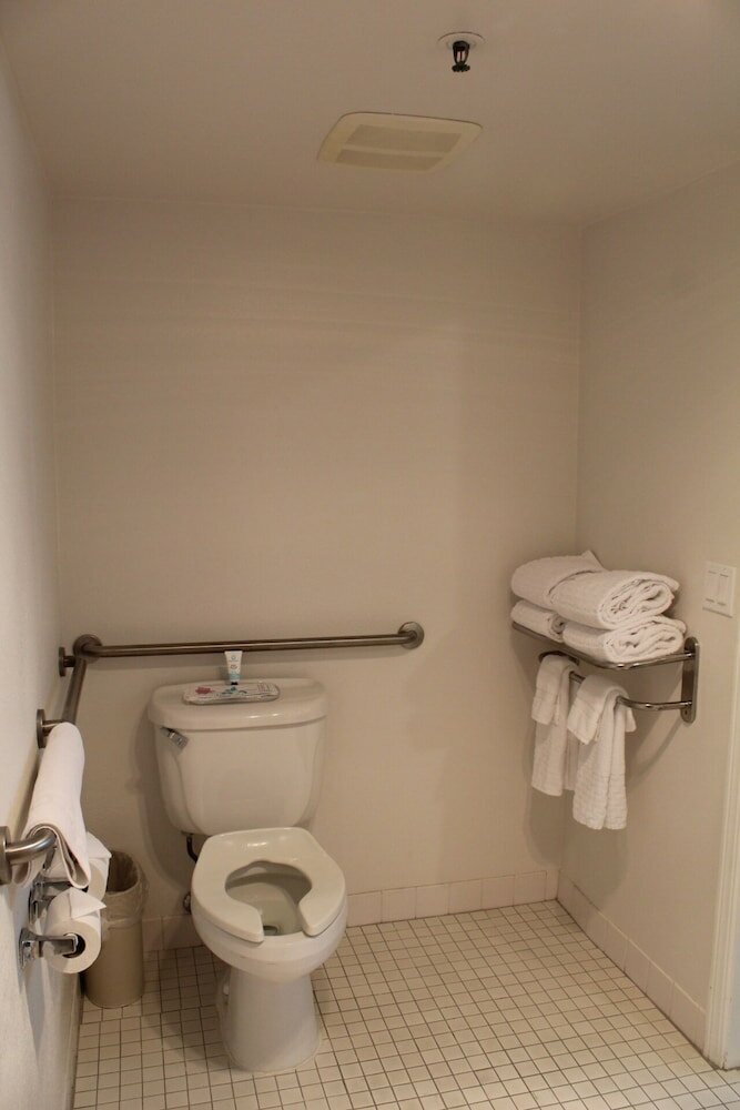 Фото Elm House Inn