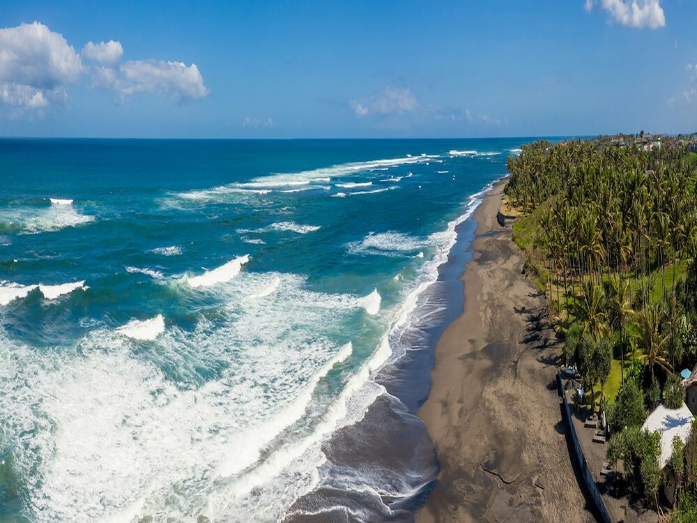 Фото Seseh Beach Villas