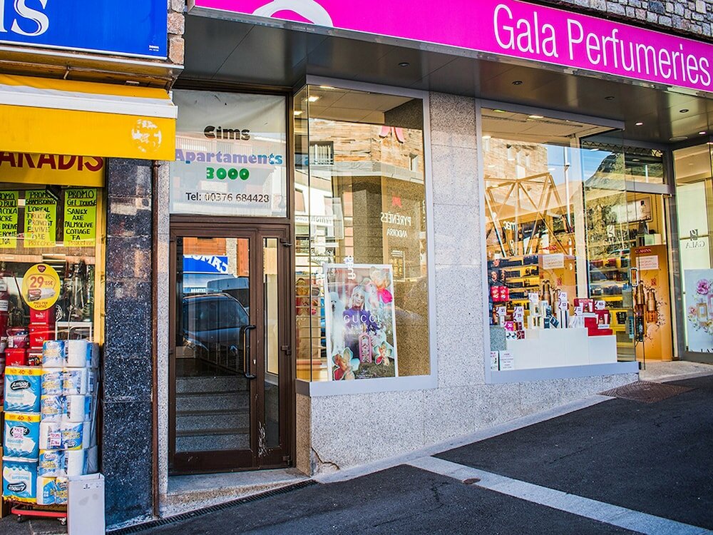 Фото Estudios Cims Pas 3000