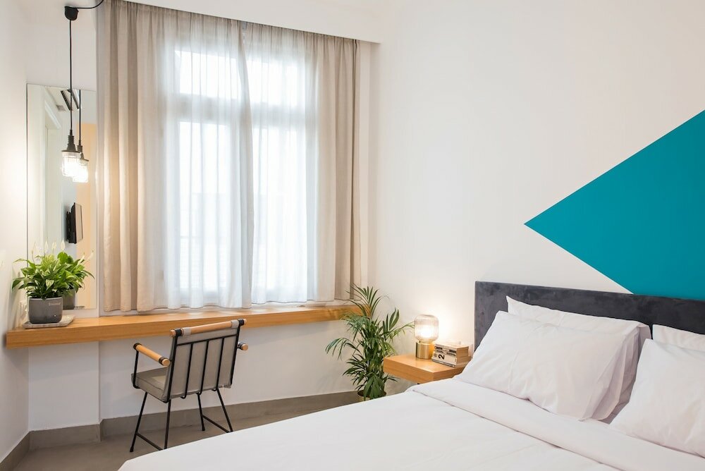 Фото MONK Monastiraki Suites