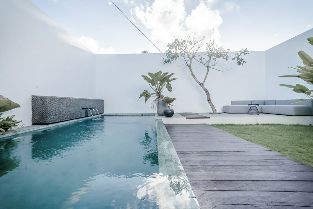 Фото Mile Stone Villa