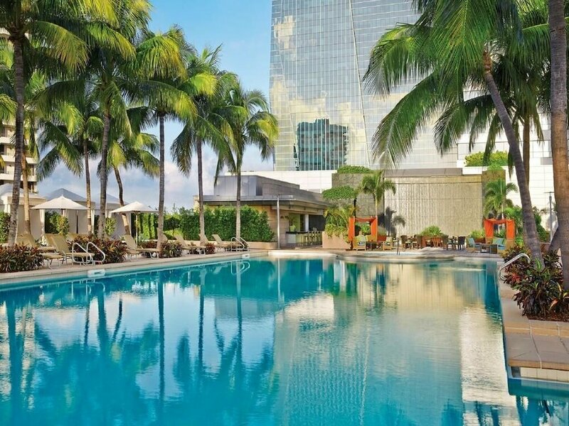 Гостиница Four Seasons Luxury Private Residences в Майами