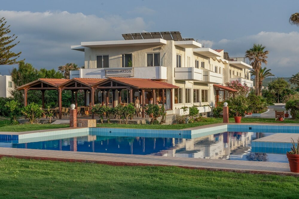 Фото отеля 1