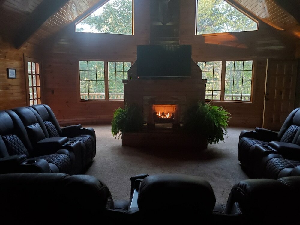 Фото Snyder's Knob Bed and Breakfast