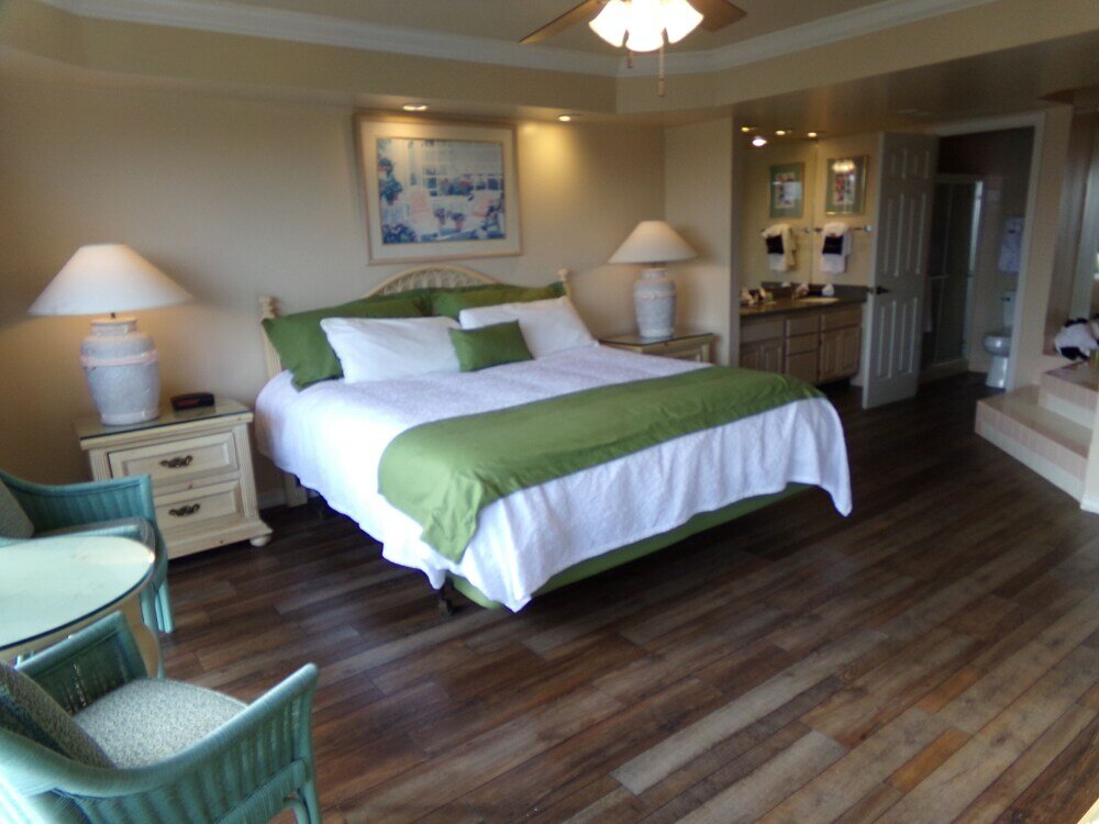 Фото Treetop Condominium