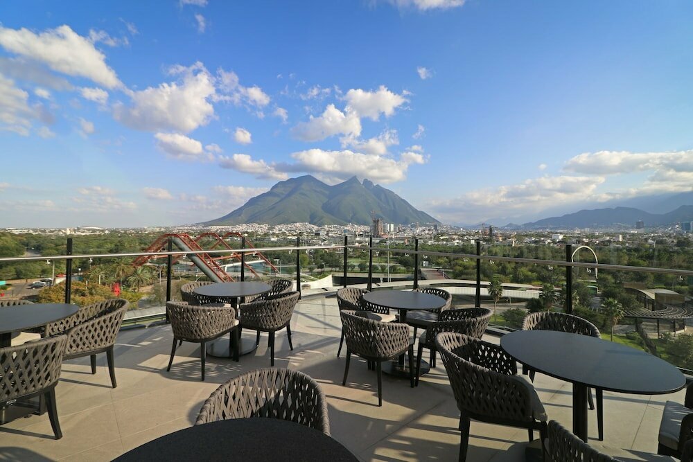 Hotel Holiday Inn Express Monterrey Fundidora, Monterrey, photo