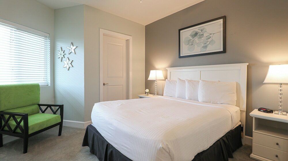 Фото Sea Breeze 1002 Penthouse