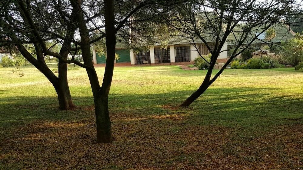 Фото African Silhouette Guesthouse