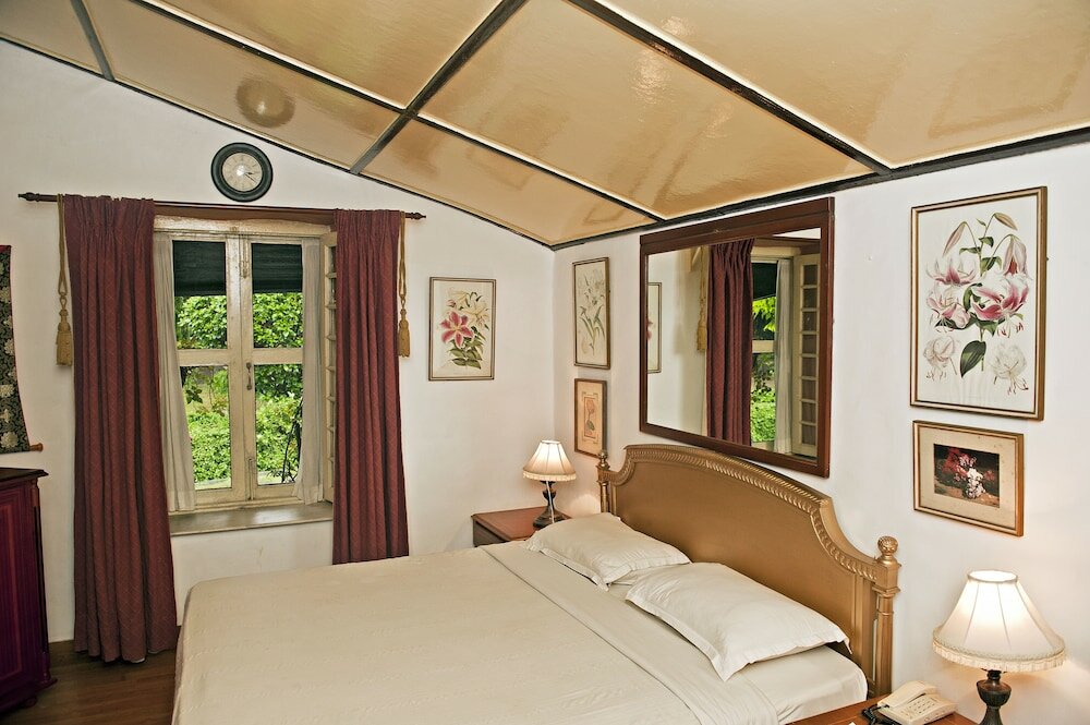 Фото WelcomHeritage Connaught House