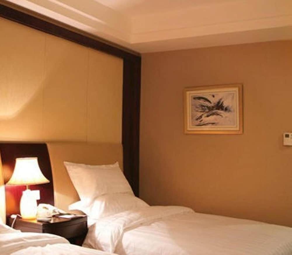 Фото Jinjiang Inn Shanghai Xinsong Road