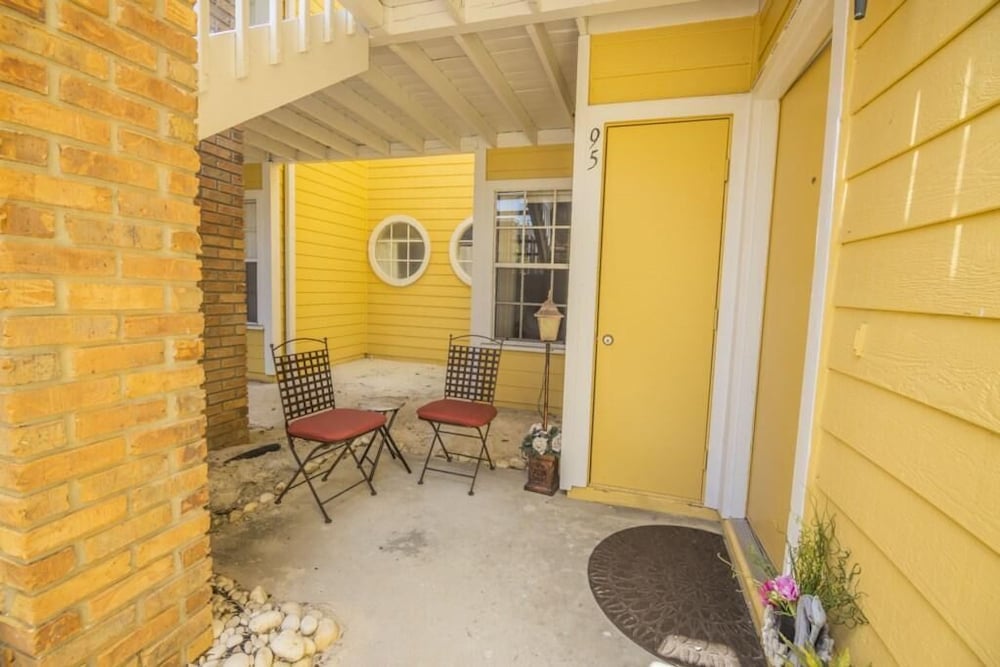 Фото Bonita's Sweetwater Club Condo