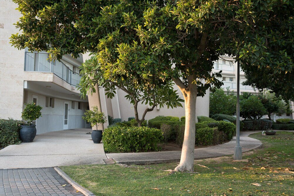 Фото 2Bedroom Apartment in Neot Golf Compound