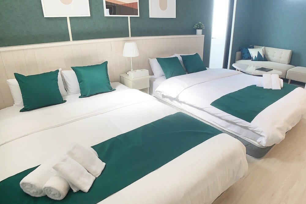 Фото Bar & Hotel Colors Miyajima