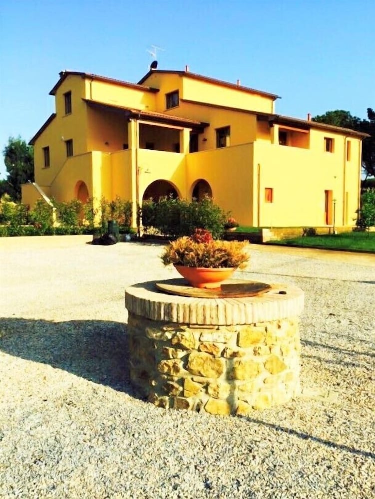 Фото Cascina al colle