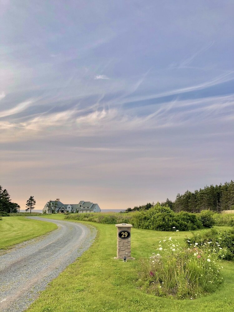 Фото 45 Steps - The Culinary Beachside Inn