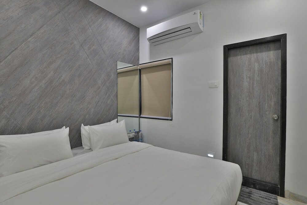 Фото Hotel Urban