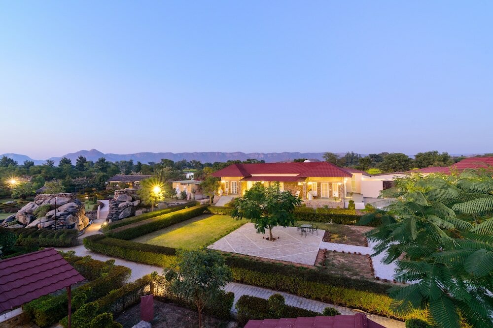 Фото Astroport Sariska Treetop by Eight Continents