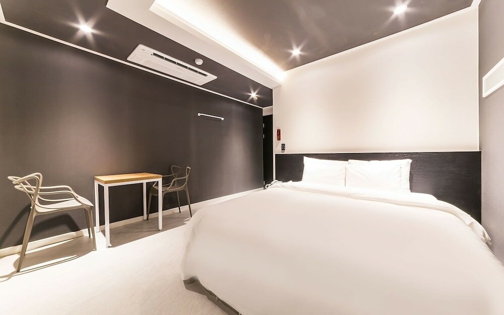 Фото Suwon Hotel Jun