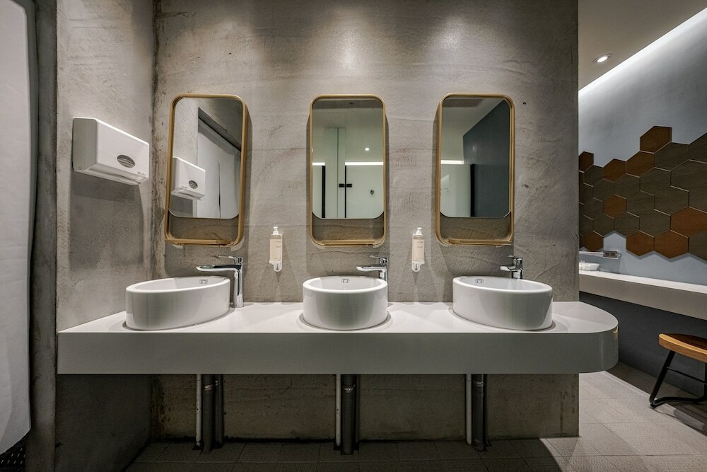 Фото Oinn Hotel & Hostel Chiayi