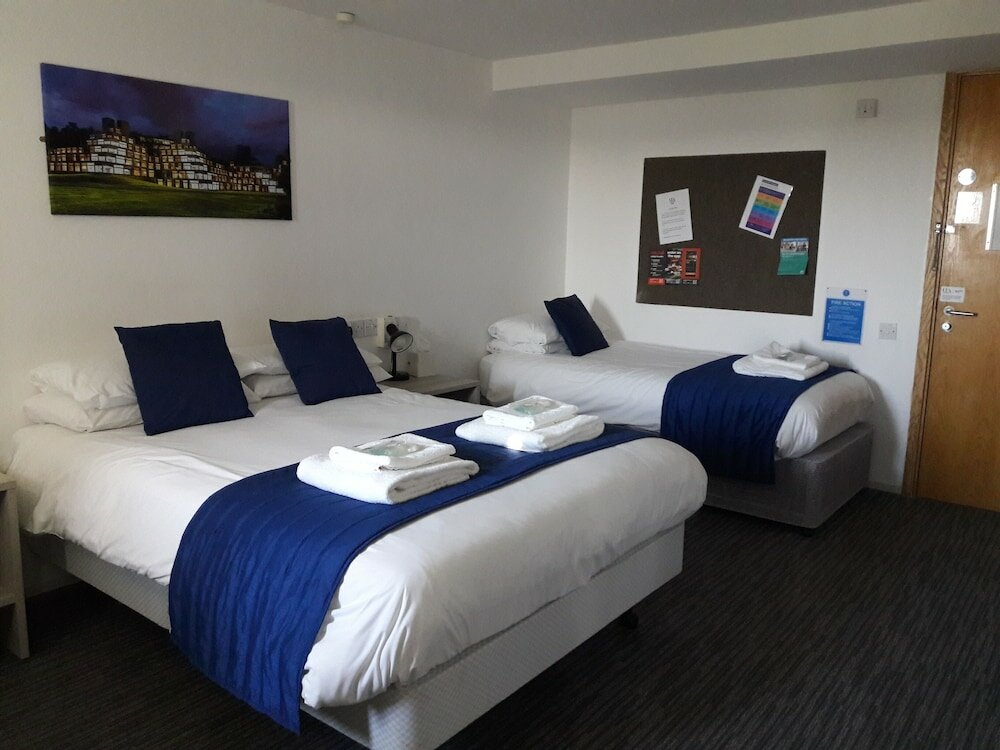 Фото Broadview Hotel